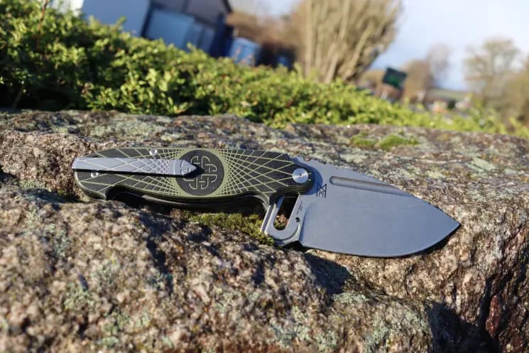 Sliding Knife