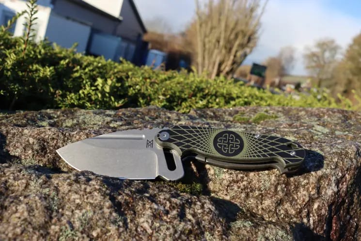 Sliding Knife